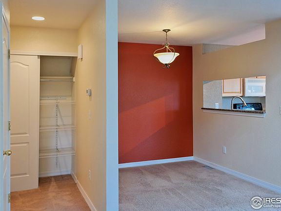 4th image of 930 Button Rock Dr #106