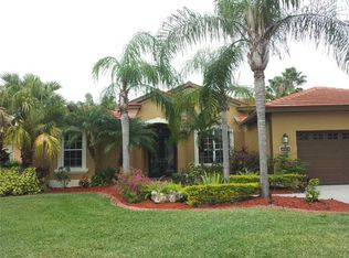 4924 Sabal Lake Cir, Sarasota, FL 34238