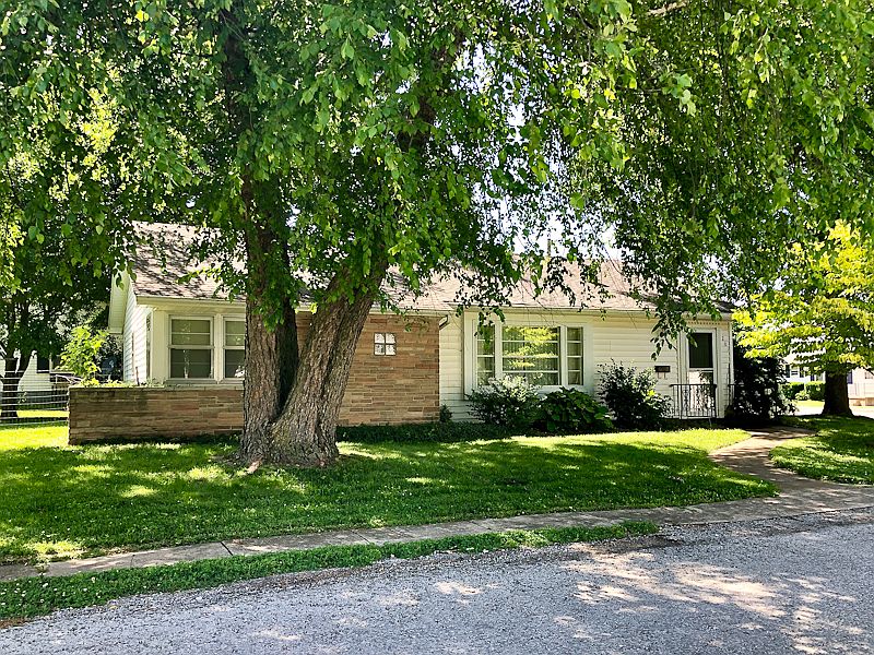 201 Mason St. Pittsfield, IL