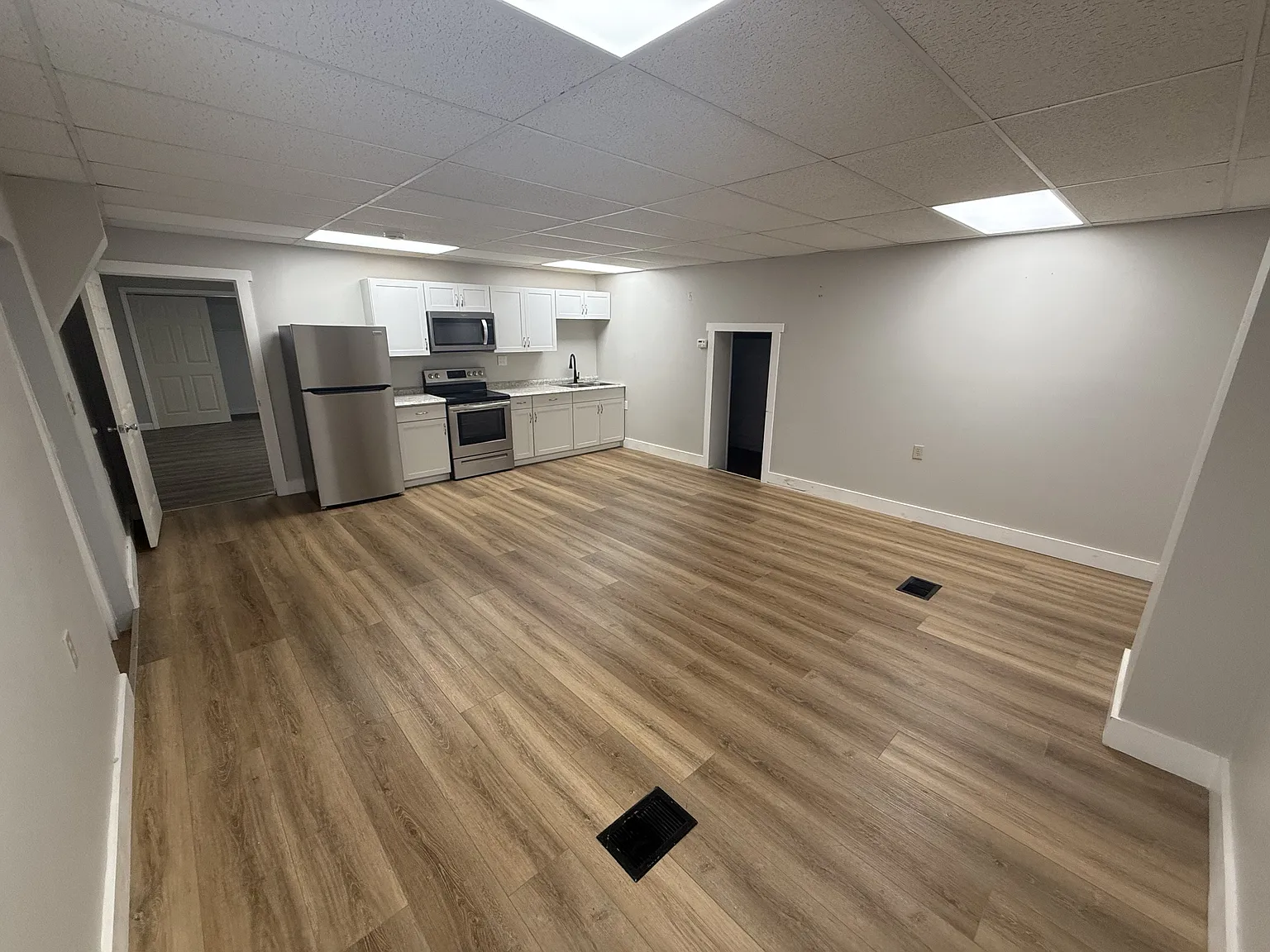 19 South Main Street - 2 — Photo 1