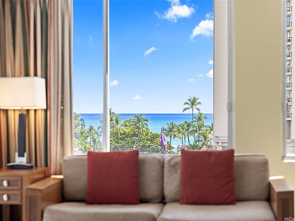 2nd image of 2427 Kuhio Ave #702