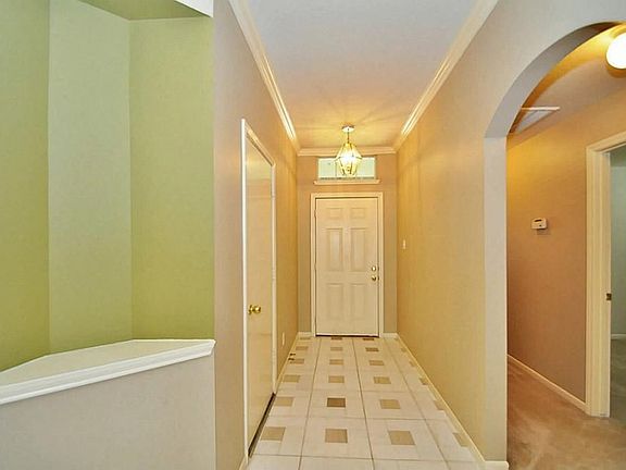 2nd image of 3923 Teal Run Place Ct
