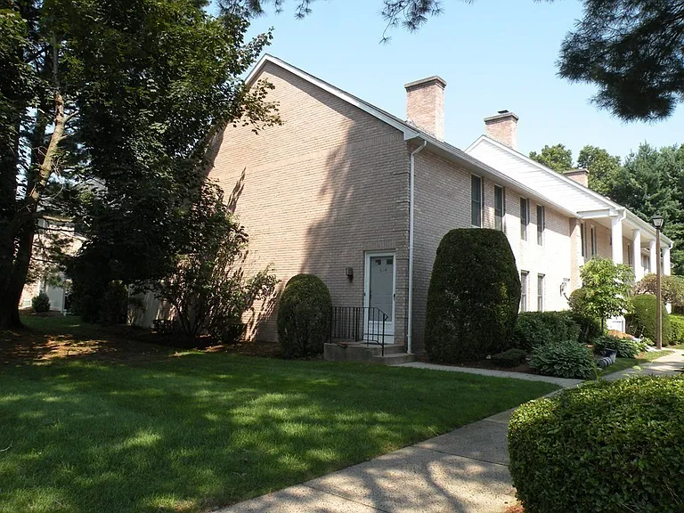 6 Mansion Woods Dr #A — Photo 1