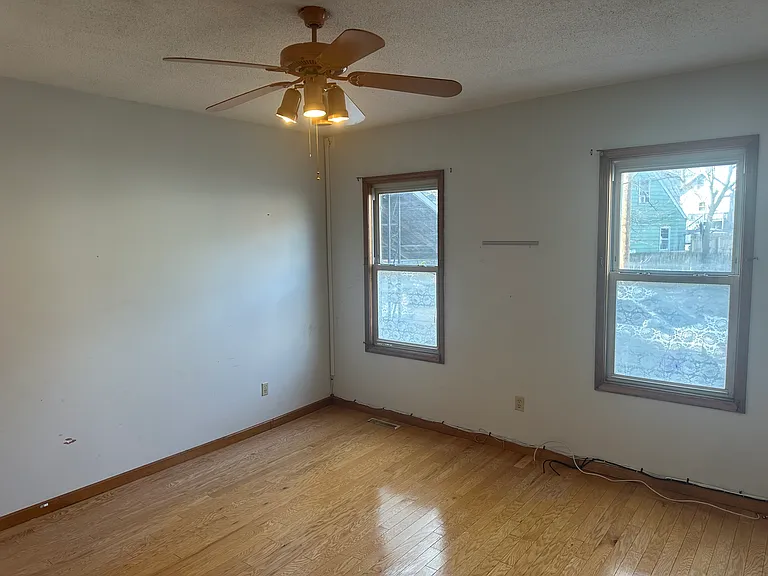 421 Poplar St #1 — Photo 7