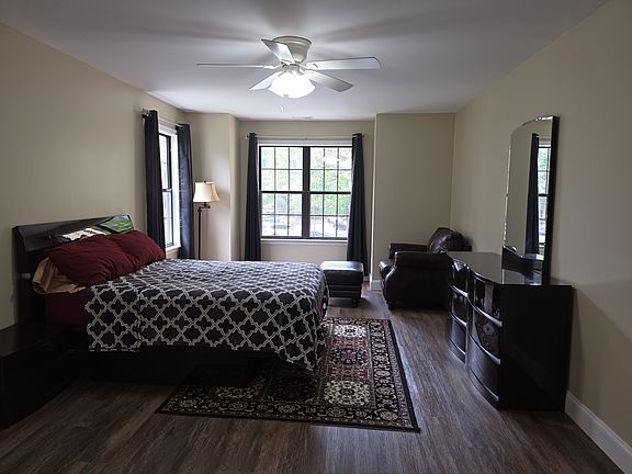 2nd image of 2708 Ridgefield Ct #Mb