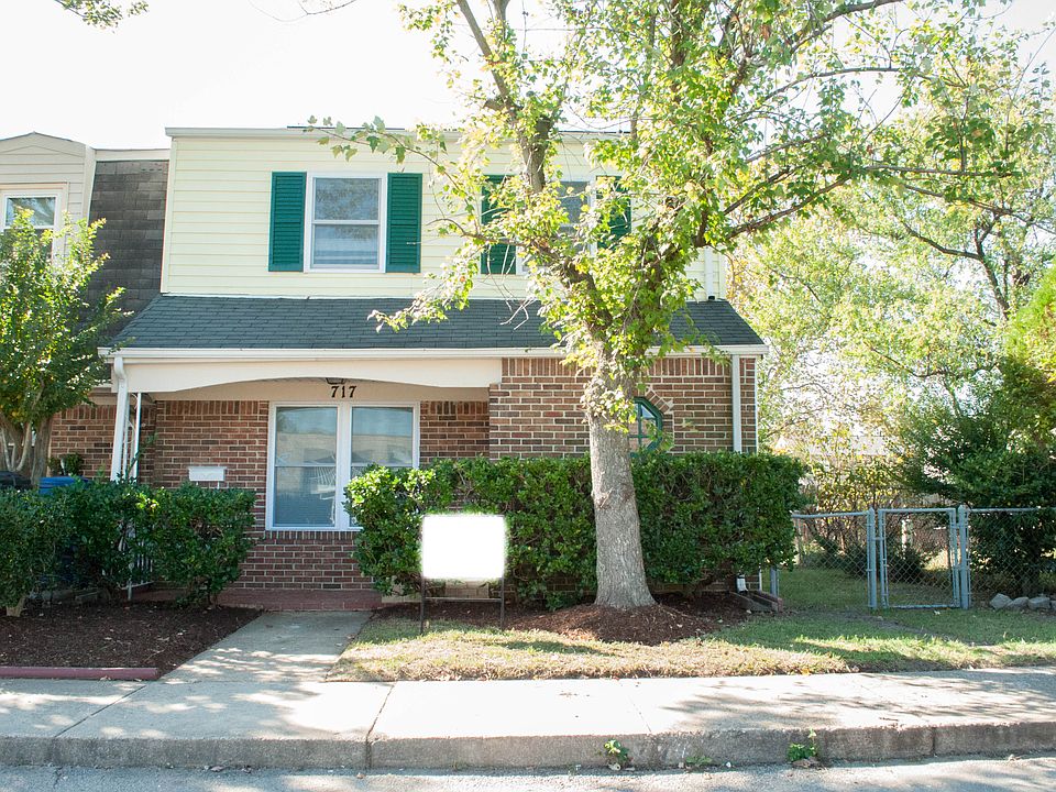 1st image of 717 Hampshire Pl