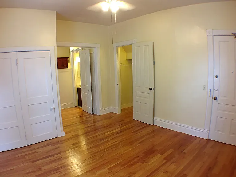 28 Union Ave NE #2 — Photo 6