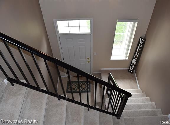 4th image of 27203 Chesapeake Cir #1