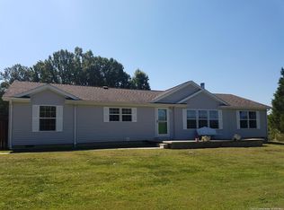 102 E Radio Tower Rd, Scottsburg, IN 47170