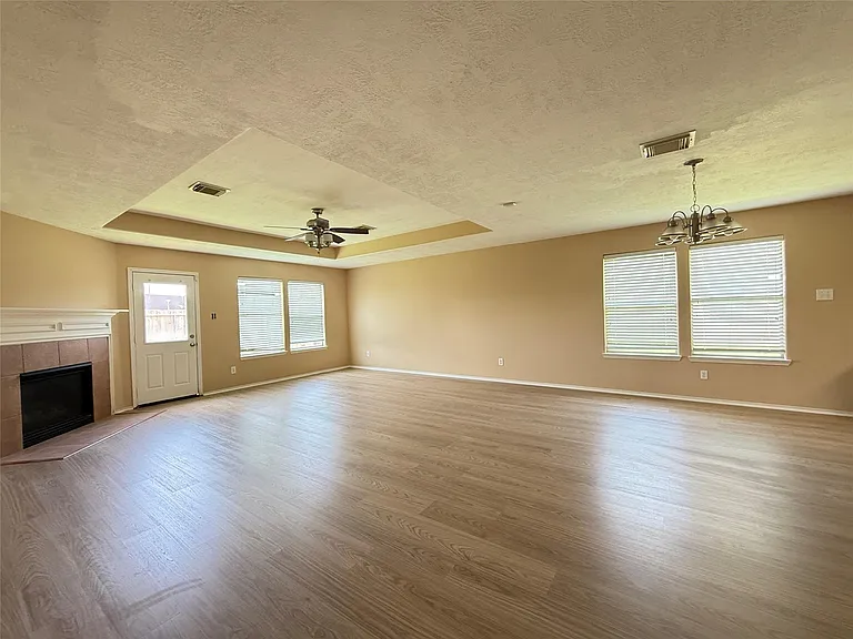 2623 Marble Manor Ln — Photo 9
