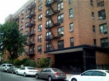 2nd image of 5311 90th St APT 4D