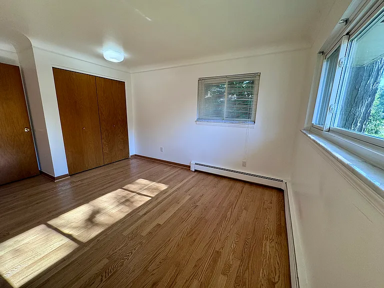 17 Avonwood Blvd — Photo 24