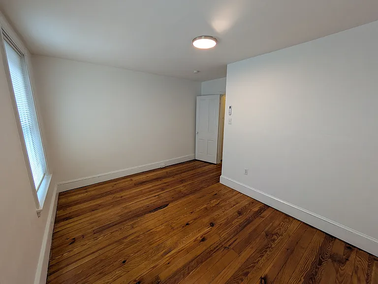 6162 Lawnton St — Photo 15