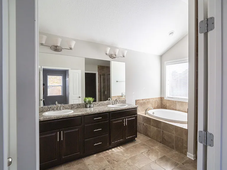 7311 San Vista Dr — Photo 14
