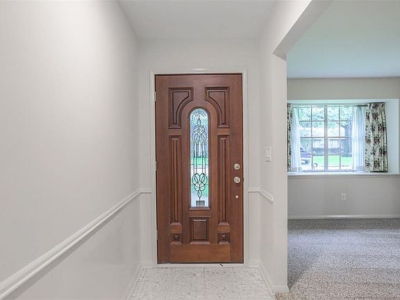 3rd image of 2626 Rosefield Dr