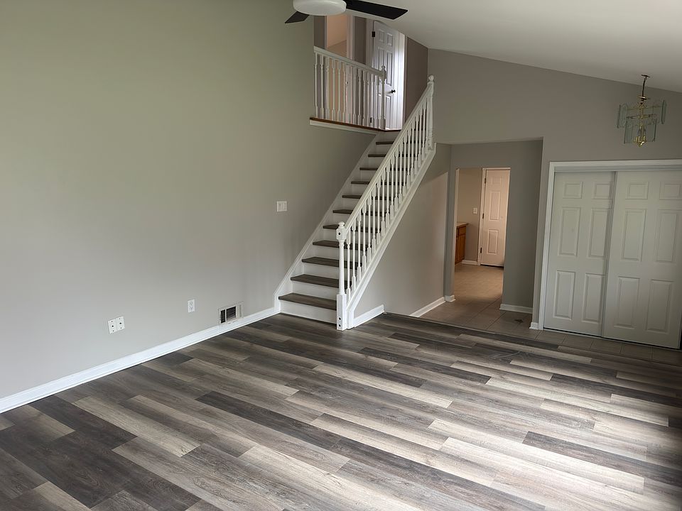 8630 16 1/2 Mile Rd, photo 11