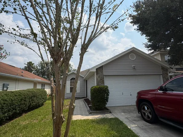 96042 Starlight Ln, Yulee, FL 32097