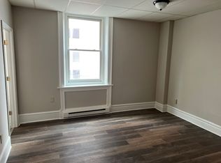 136 Walnut St APT 3, Harrisburg, PA 17101