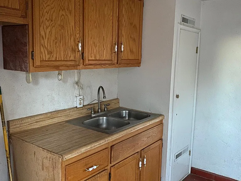 4051 Agua Fria St #B — Photo 1