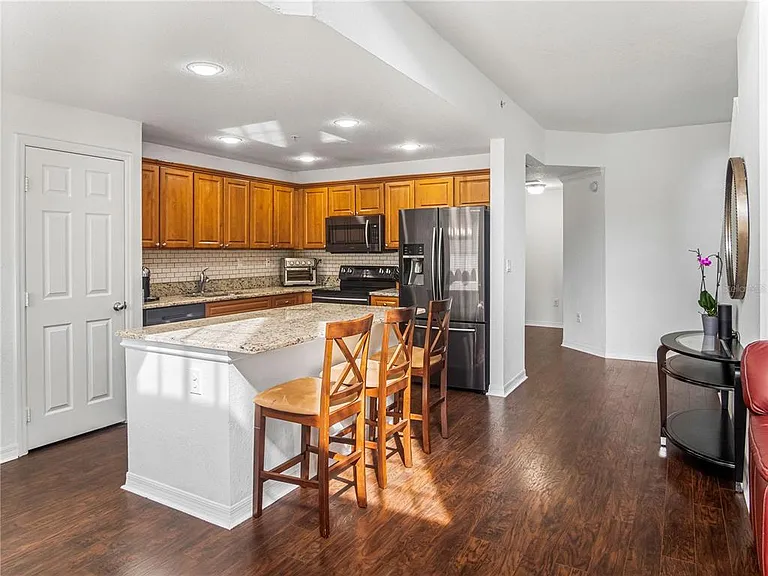 126 S Obrien St — Photo 9