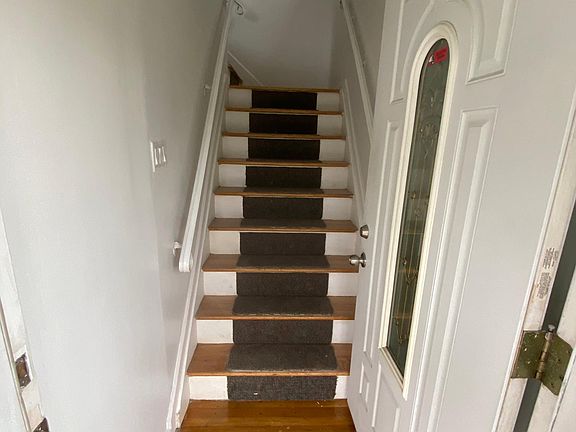 2nd image of 156 Lovelace Ave #2