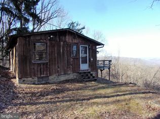 3801 Locust Ln, Linden, VA 22642