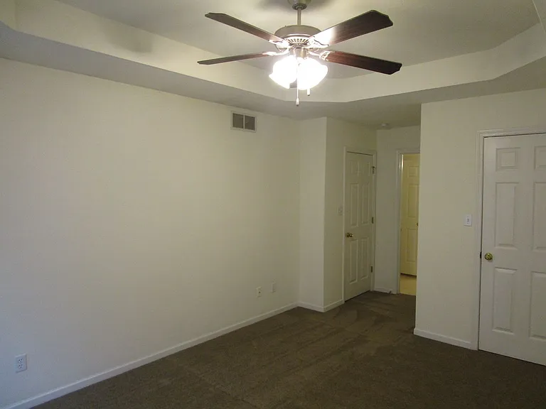 5000-5002 Carrie Ridge Dr. — Photo 20