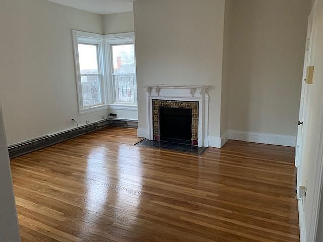 2nd image of 163 Waterman St #2F