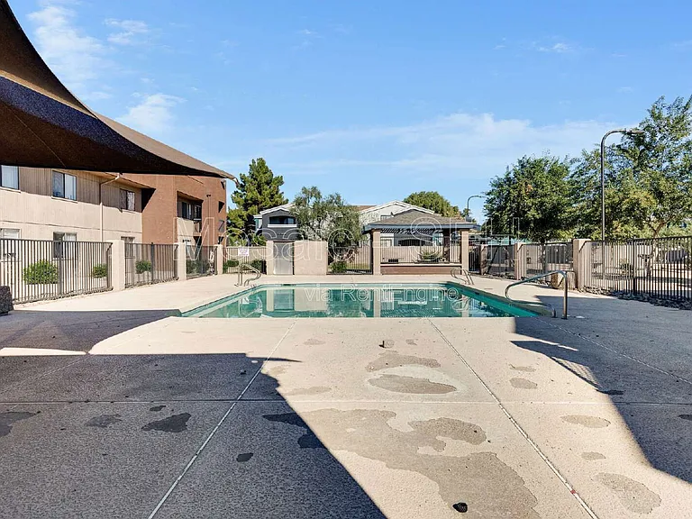 3810 N Maryvale Pkwy #1050 — Photo 13