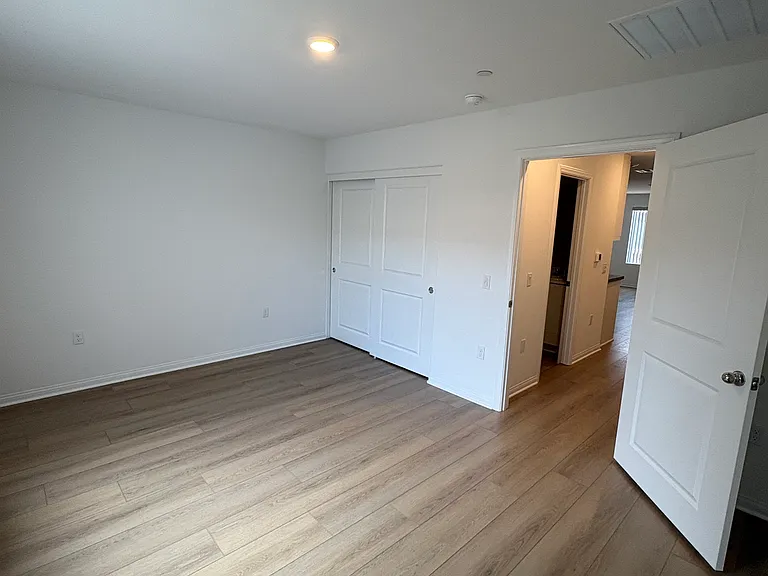 26913 Millerton St — Photo 9