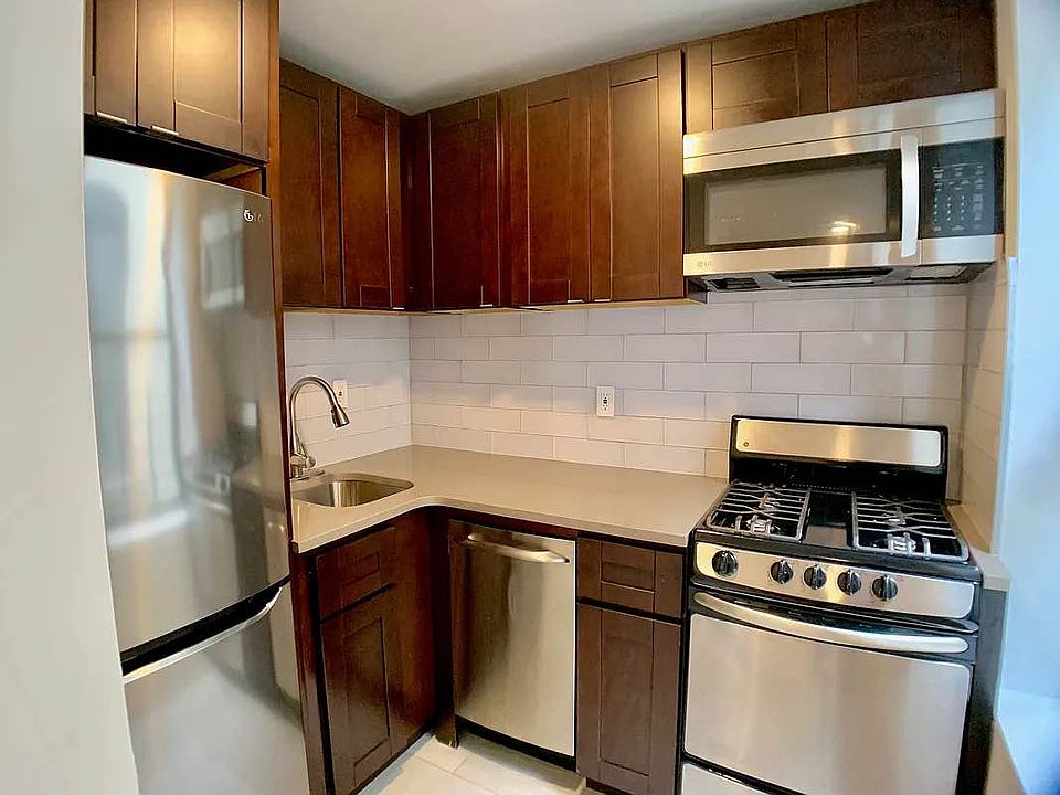 1st image of 221 W 105th St APT 5RW