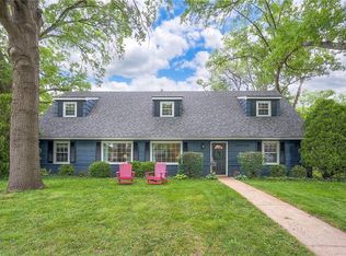 5718 W 101st Ter, Overland Park, KS 66207