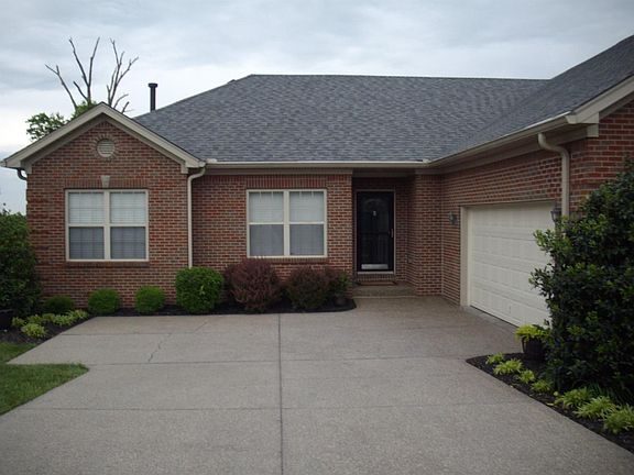 2nd image of 1103 Leawood Dr #114