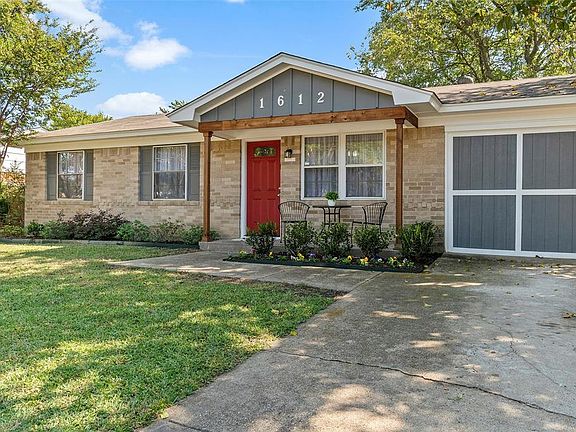 2nd image of 1612 Japonica Ln