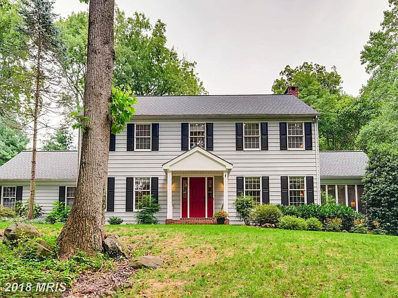 2nd image of 1109 Jade Dr