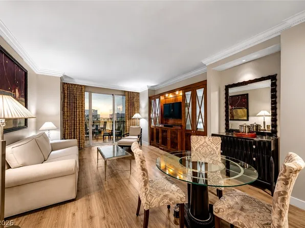 135 Harmon Ave #1020, Las Vegas, NV 89109