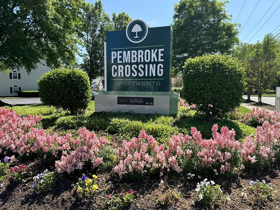 Pembroke Crossing Apartments (825 Crossing Court #103, Virginia Beach, VA 23455)