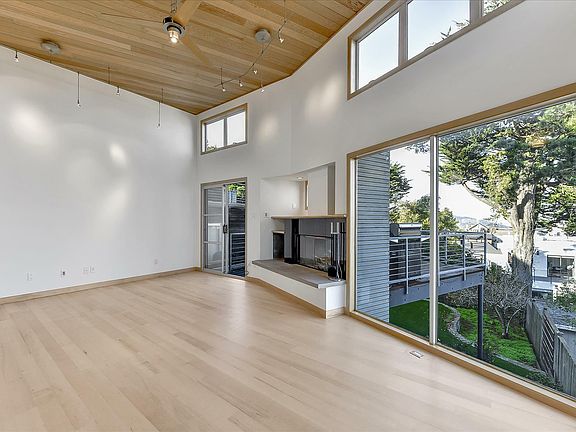 3rd image of 626 28th St