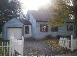 96 Barclay St, Bridgeport, CT 06610