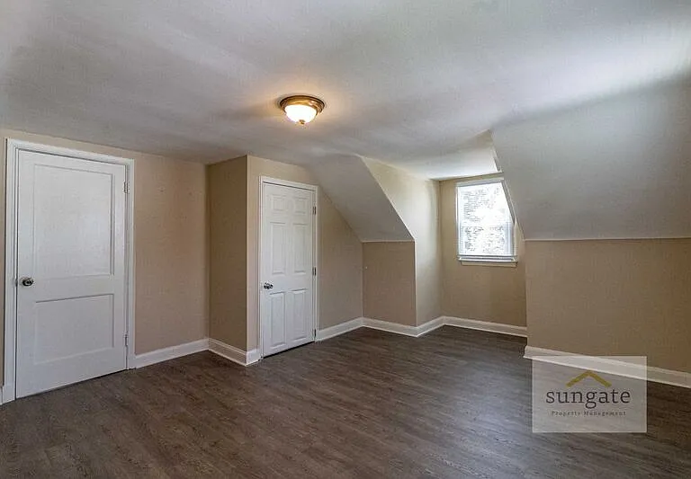 6017 Winthrope Ave — Photo 10