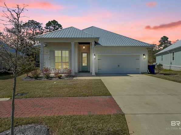 2515 Bienville Ave, Gulf Shores, AL 36542