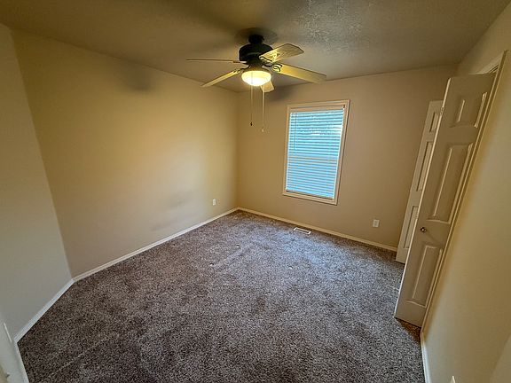 3rd image of 14598 W Comisky Dr