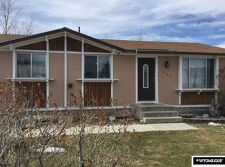 1420 Gannett Cir, Green River, WY 82935