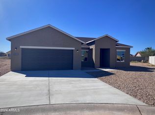 13075 S Lavato Cir, Arizona City, AZ 85123