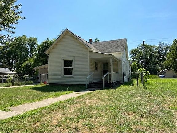 2nd image of 423 N 7th St