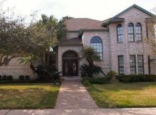 622 Colonial Dr, Portland, TX 78374