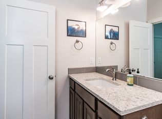 64615 Wood Ave, Bend, OR 97703