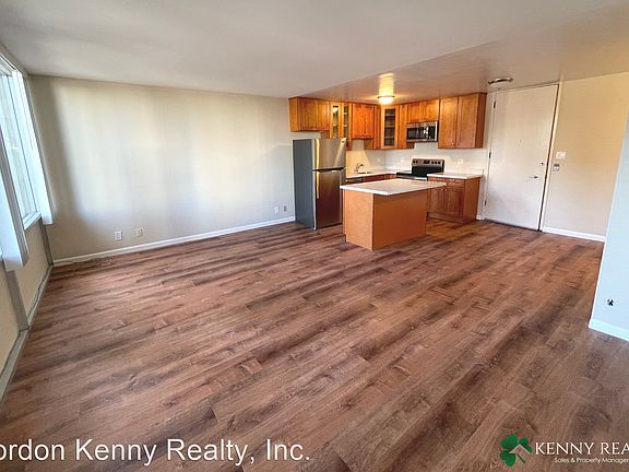 4th image of 55 El Camino Real #106