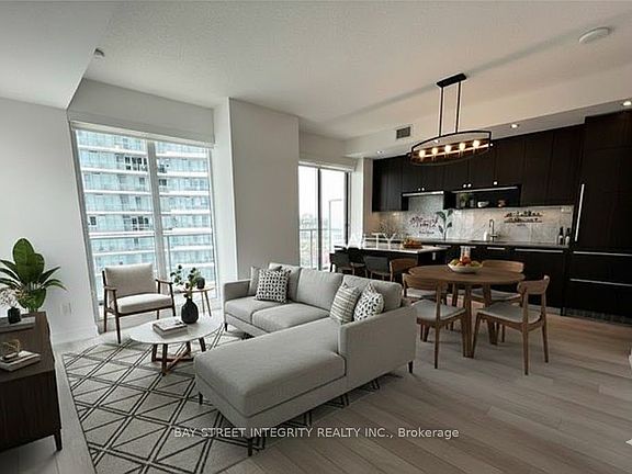 3rd image of 117 McMahon Dr #303
