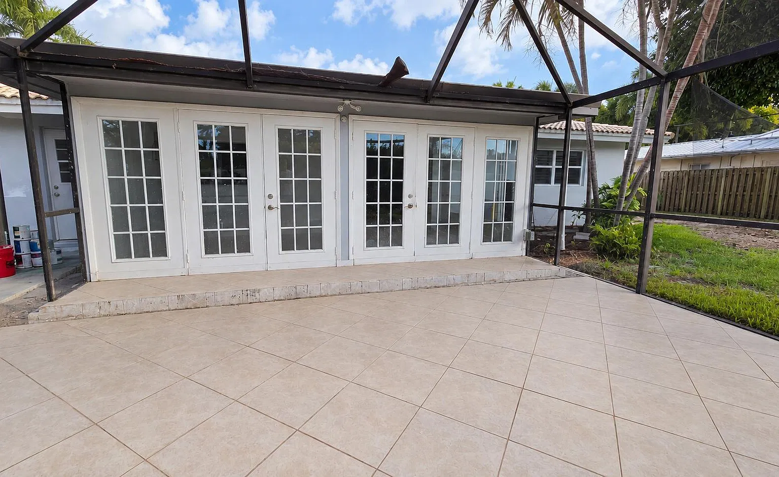 3 bed, 2.0 bath, 1735 sqft, $4,795 — Photo 4